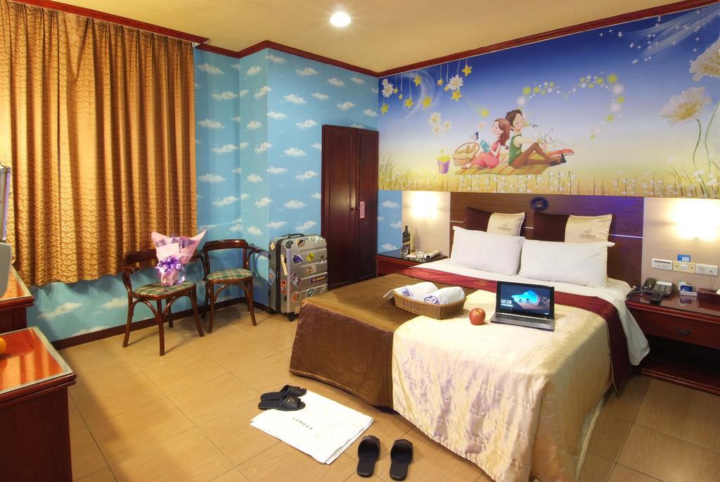 Golden Swallow Hotel Hsinchu Cameră foto